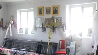 Зникли гроші та 50 пляшок з вином: на Черкащині пограбували церкву Зникли гроші та 50 пляшок з вином: на Черкащині пограбували церкву