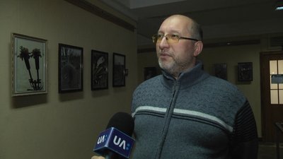 У Житомирі відкрили виставку фотографій з фронту "Кедь ми пришла карта" У Житомирі відкрили виставку фотографій з фронту "Кедь ми пришла карта"