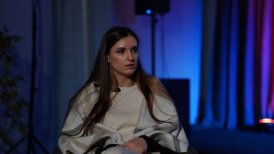 Сумська піаністка Єлизавета Левченко про концерти на передовій, талант-центр "Лелі" і виступ з Монатіком Сумська піаністка Єлизавета Левченко про концерти на передовій, талант-центр "Лелі" і виступ з Монатіком