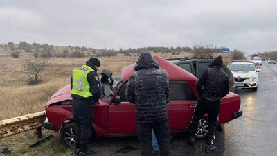 Загинув водій легковика. На Миколаївщині сталася аварія неподалік Нечаяного