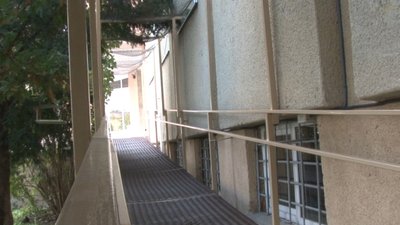 Ужгородські виборчі дільниці перевіряли на доступність людям з інвалідністю