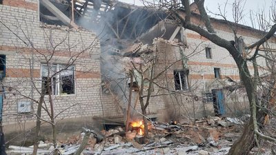 Загинули дві людини: в Есмані на Сумщині в житловий будинок влучив "Шахед"