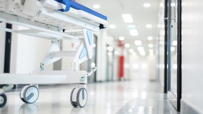 Поранений у лікарні після атаки РФ по Чернігівщині, по селу Печенюги