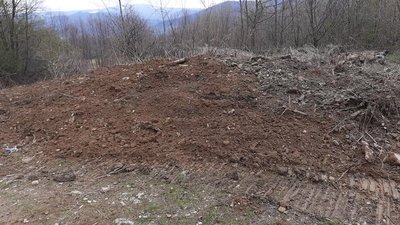 У селі Пороги на Прикарпатті виявили стихійне сміттєзвалище. Що каже влада У селі Пороги на Прикарпатті виявили стихійне сміттєзвалище. Що каже влада