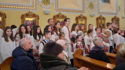 У Франківську стартував XII Міжнародний фестиваль "Коляда на Майзлях" У Франківську стартував XII Міжнародний фестиваль "Коляда на Майзлях"