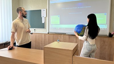 28-річний Роман Романчук переміг на всеукраїнському етапі конкурсу "Вчитель року"