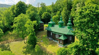 Церква Успіння Пресвятої Богородиці 1888 року, село Щавне, гміна Команьча, Сяніцький повіт Церква Успіння Пресвятої Богородиці 1888 року, село Щавне, гміна Команьча, Сяніцький повіт