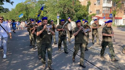 У Миколаєві розпочався урочистий мітинг до Дня Незалежності України