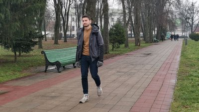 Гліб Стрижко з Полтави відновлюється після травм, які отримав під час оборони Маріуполя Гліб Стрижко з Полтави відновлюється після травм, які отримав під час оборони Маріуполя