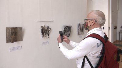 В Івано-Франківському краєзнавчому музеї експонують міжнародну виставку текстилю