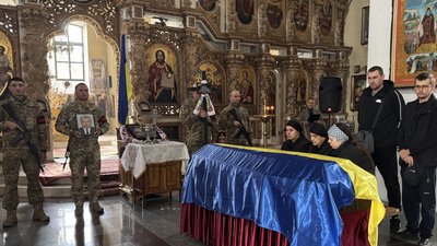 У Полтаві прощаються із полеглим військовим Станіславом Бутком