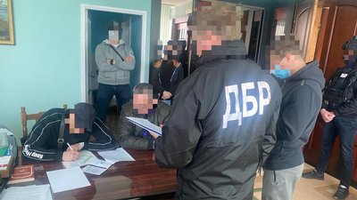 Хабар 50 тисяч гривень вимагав керівник підрозділу ДПС на Вінниччині Хабар 50 тисяч гривень вимагав керівник підрозділу ДПС на Вінниччині