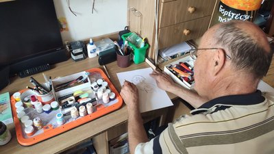 Олег Герман створює ескіз Олег Герман створює ескіз