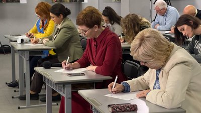 "Радіодиктант без помилок": Українське радіо створило новий спецпроєкт про підготовку до радіодиктанту