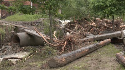 Село Розтоки - дорогу розмило, будинки підтопило. Негода на Прикарпатті Село Розтоки - дорогу розмило, будинки підтопило. Негода на Прикарпатті