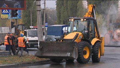 У Сумах продовжили ремонт вулиці Харківської: роботи обійдуться у 40 мільйонів У Сумах продовжили ремонт вулиці Харківської: роботи обійдуться у 40 мільйонів