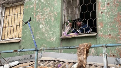 У Запоріжжі через нічний обстріл росіян поранені 5 людей, серед яких діти У Запоріжжі через нічний обстріл росіян поранені 5 людей, серед яких діти