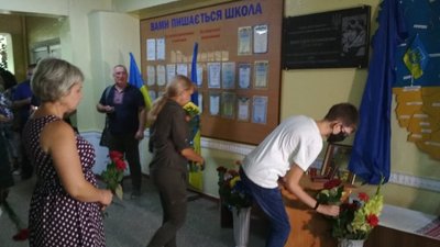 Бойовики швидко тікали з міста. Сєвєродонецьк відзначає річницю звільнення від окупації Бойовики швидко тікали з міста. Сєвєродонецьк відзначає річницю звільнення від окупації