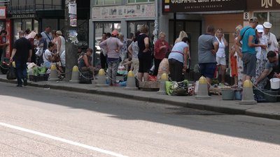 Залишилось п'ять місяців: підприємців з рівненського ярмарку попросять звільнити територію Залишилось п'ять місяців: підприємців з рівненського ярмарку попросять звільнити територію