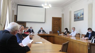 За тиждень миколаївські школи мають перейти на дистанційне навчання За тиждень миколаївські школи мають перейти на дистанційне навчання