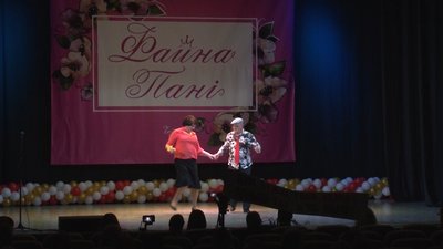 "Файна пані": у Черкасах відбувся конкурс краси серед пенсіонерок "Файна пані": у Черкасах відбувся конкурс краси серед пенсіонерок