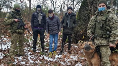На Закарпатті затримали нелегальних мігрантів з Тунісу та Марокко