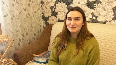 "Треба силу мати": різьбяр з Волині виготовляє дерев’яні сувеніри з краєвидами озера Світязь "Треба силу мати": різьбяр з Волині виготовляє дерев’яні сувеніри з краєвидами озера Світязь