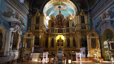 Іконостас у Миколаївському соборі Іконостас у Миколаївському соборі