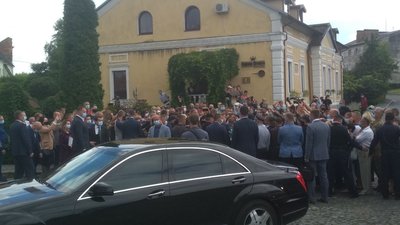 Закрита зустріч волинських ветеранів з президентом. Про що говорили