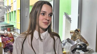 У луцькому ліцеї влаштували ярмарок, щоб зібрати гроші на військові рації У луцькому ліцеї влаштували ярмарок, щоб зібрати гроші на військові рації
