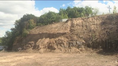 У Вінниці на Замковій горі призупинили будівництво