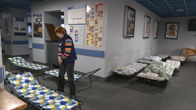 У франківському кінотеатрі готові заселяти людей, які переїхали в Івано-Франківськ з інших областей У франківському кінотеатрі готові заселяти людей, які переїхали в Івано-Франківськ з інших областей