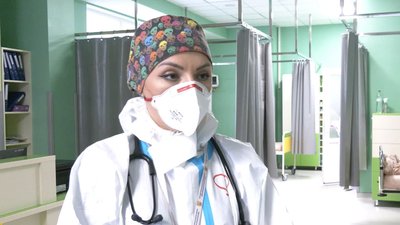 "Учора був єдиний день, коли не помирали пацієнти". Ситуація із COVID-19 у лікарні Франківська "Учора був єдиний день, коли не помирали пацієнти". Ситуація із COVID-19 у лікарні Франківська