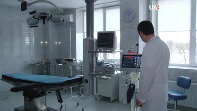 Операційна в пологовому будинку Полтави Операційна в пологовому будинку Полтави