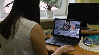 Перше вересня під час воєнного стану. Як в Чернівцях зустрічали дітей у школах