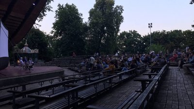 "Татари відчувають себе громадянами України". У Києві провели дискусію про права корінних народів