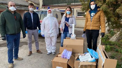 Для медиків Івано-Франківська зібрали 210 тисяч гривень Для медиків Івано-Франківська зібрали 210 тисяч гривень