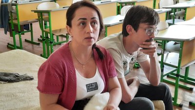 У Тернополі людей зі шкіл переселяють в інші приміщення У Тернополі людей зі шкіл переселяють в інші приміщення