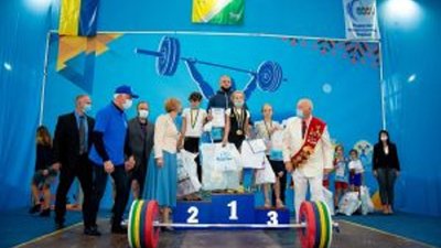 Волинянка встановила сім рекордів України на чемпіонаті з важкої атлетики Волинянка встановила сім рекордів України на чемпіонаті з важкої атлетики