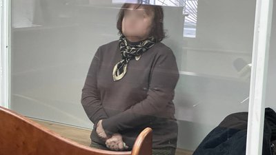 Впроваджувала освітні стандарти РФ: ексдиректорку школи у Ялті залишили під вартою ще на 2 місяці