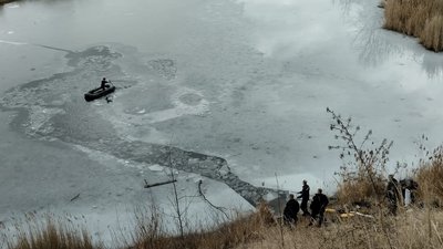 На Волині під кригу провалилися діти. Загинув 15-річний підліток На Волині під кригу провалилися діти. Загинув 15-річний підліток
