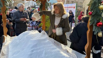В Одесі встановили рекорд України з найбільшого різдвяного штолену