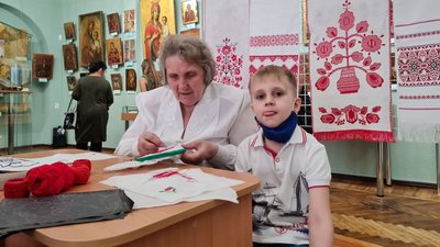 Картини, вистави та музика. Музей мистецтв у Кропивницькому влаштував "Ніч Музеїв" Картини, вистави та музика. Музей мистецтв у Кропивницькому влаштував "Ніч Музеїв"