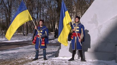 У Полтаві поклали квіти до пам'ятника Тарасу Шевченку У Полтаві поклали квіти до пам'ятника Тарасу Шевченку