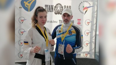 Дві золоті медалі привезли зі Швеції миколаївські тхеквондисти