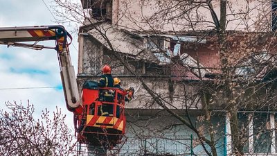 У київській багатоповерхівці обвалилися балкони