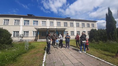 Мешканці села виступили проти закриття школи Мешканці села виступили проти закриття школи
