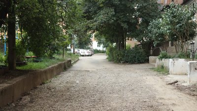 У Чернівцях планують капітально відремонтувати міжбудинковий проїзд У Чернівцях планують капітально відремонтувати міжбудинковий проїзд