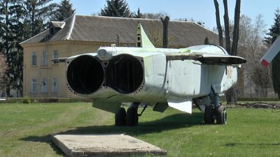 У Полтаві у музеї важкої авіації з’явився літак, який брав участь у війні в Афганістані
