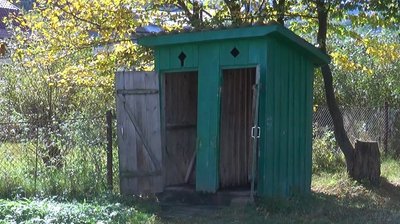 Із вбиральнями надворі. У 20 прикарпатських школах немає санвузлів у приміщеннях